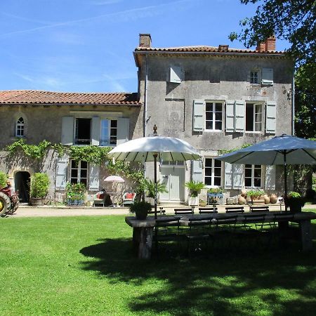 Domaine De Lalat - B&B With En-Suite Bathrooms All Rooms With Garden Views Montemboeuf ภายนอก รูปภาพ