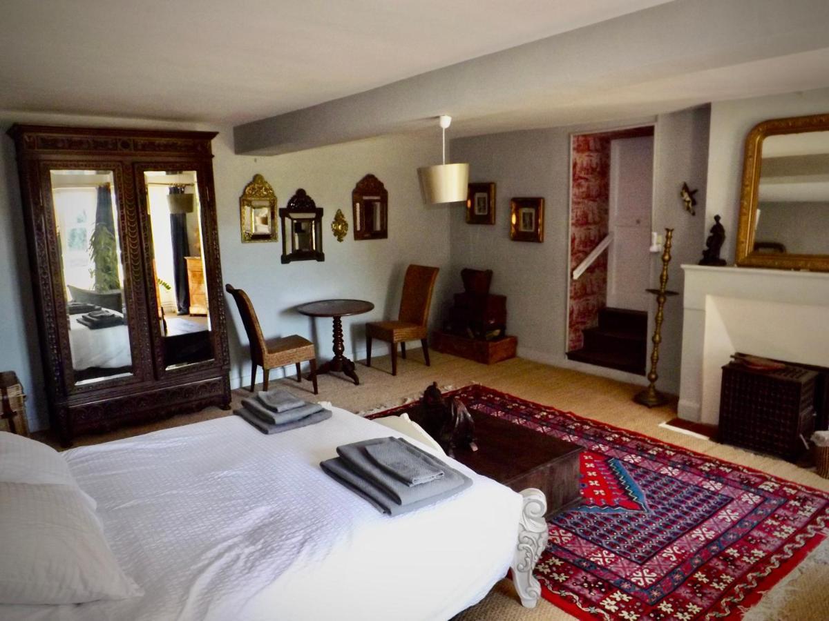 Domaine De Lalat - B&B With En-Suite Bathrooms All Rooms With Garden Views Montemboeuf ภายนอก รูปภาพ