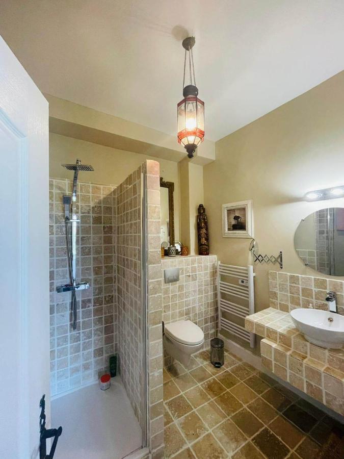 Domaine De Lalat - B&B With En-Suite Bathrooms All Rooms With Garden Views Montemboeuf ภายนอก รูปภาพ